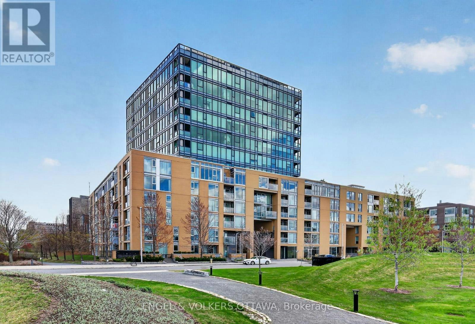 109-250 Lett Street, Ottawa, ON, K1R 0A8