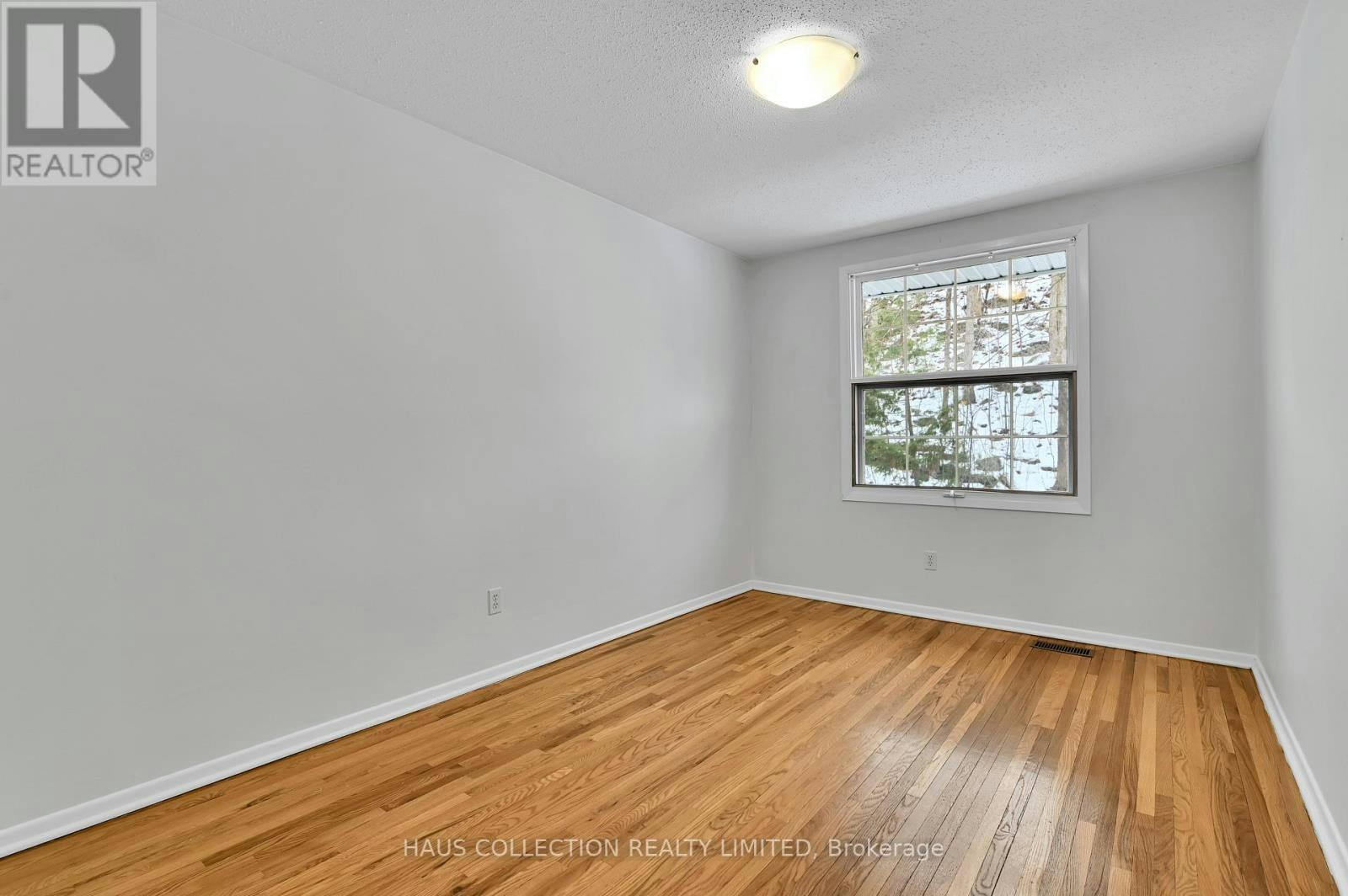 884 Walkley Road, Ottawa, ON, K1V 6R5 - 30