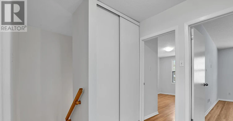 884 Walkley Road, Ottawa, ON, K1V 6R5 - 21