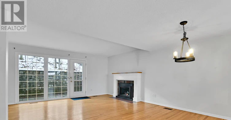 884 Walkley Road, Ottawa, ON, K1V 6R5 - 6