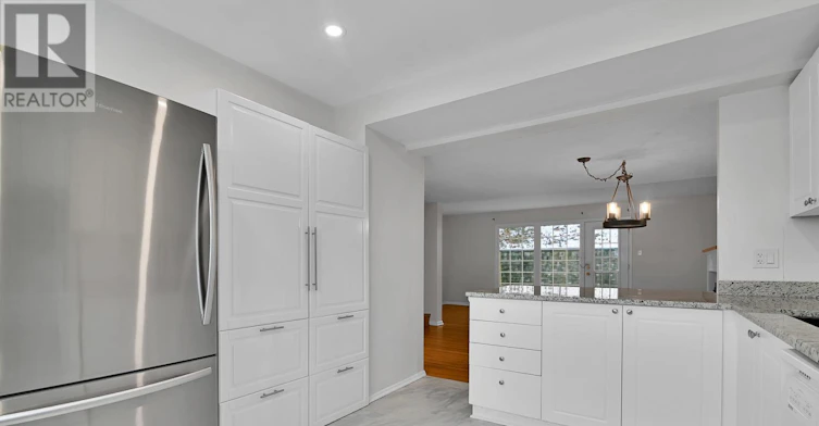 884 Walkley Road, Ottawa, ON, K1V 6R5 - 12