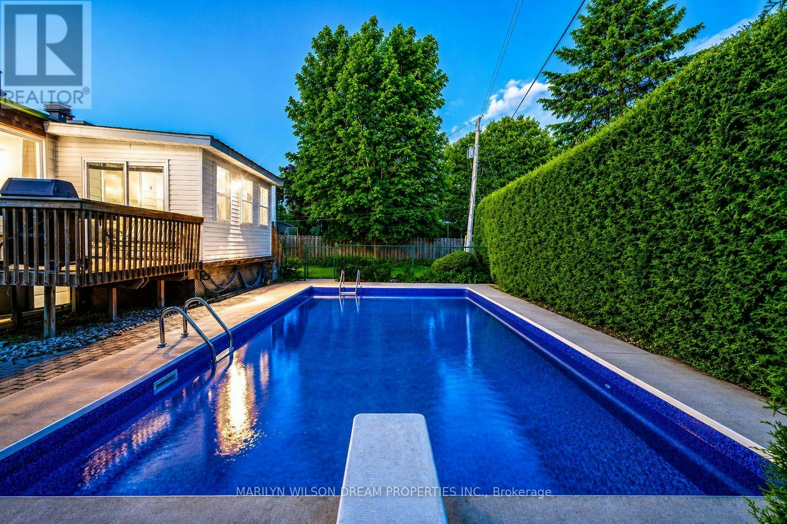 20 Coolbrook Crescent, Ottawa, ON, K0A 3P0