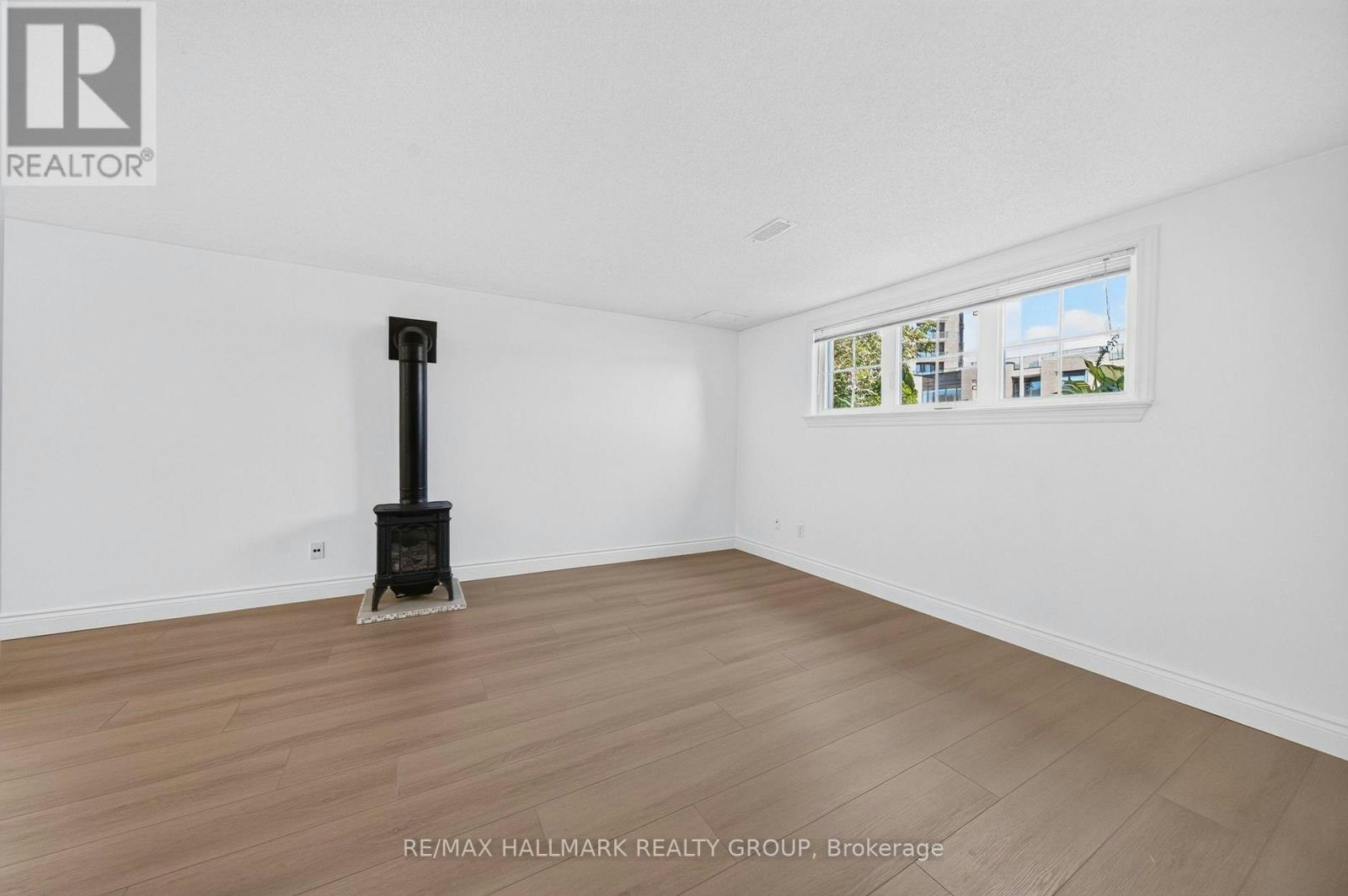 44 Centrepointe Drive, Ottawa, ON, K2G 6J5 - 9