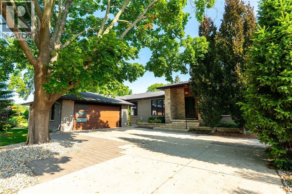 1354 Blackwell Road, Sarnia, ON, N7S 5M4