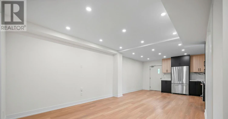 2-412 Glenholme Avenue, Toronto, ON, M6E 3E7 - 7