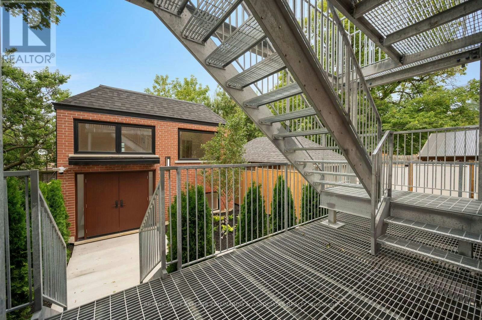 2-412 Glenholme Avenue, Toronto, ON, M6E 3E7 - 20