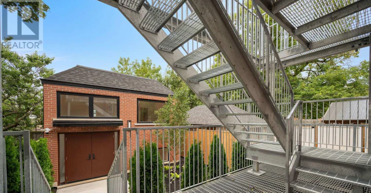 2-412 Glenholme Avenue, Toronto, ON, M6E 3E7 - 20