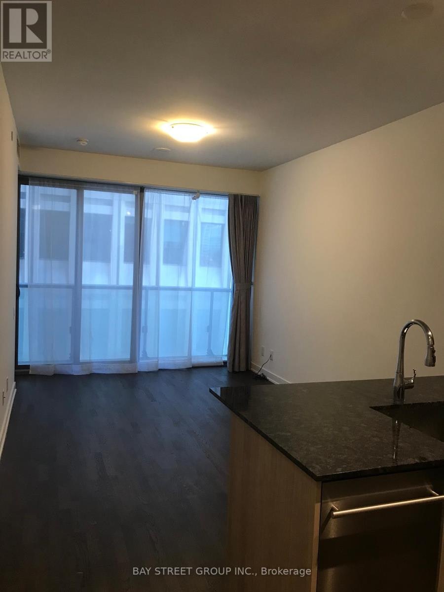 610-57 St Joseph Street, Toronto, ON, M5S 0C5 - 5