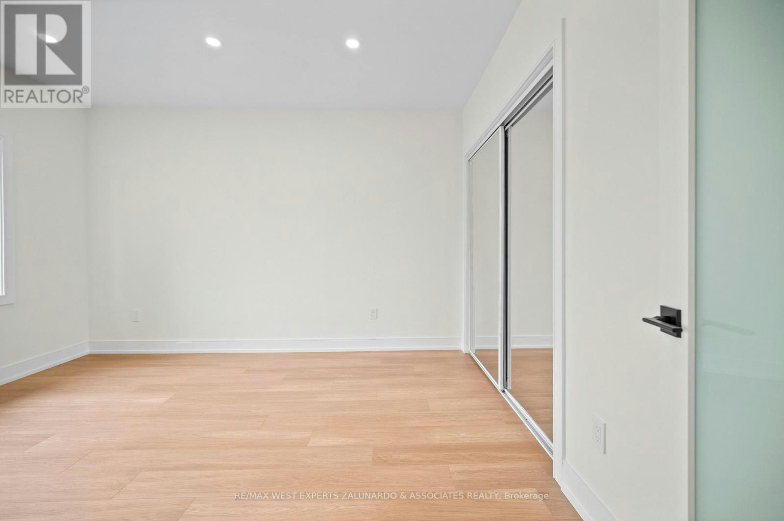 3-412 Glenholme Avenue, Toronto, ON, M6E 3E7 - 13