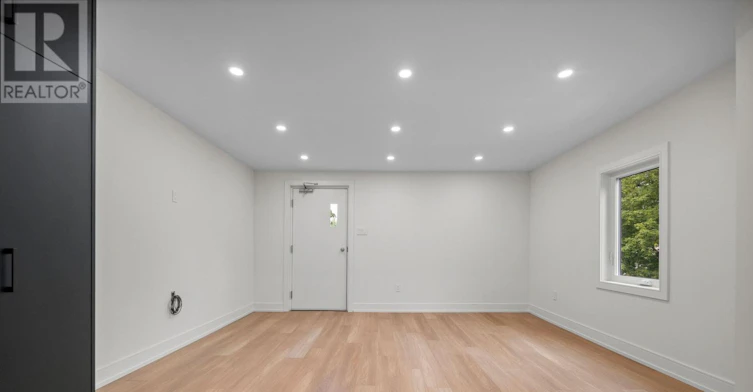 3-412 Glenholme Avenue, Toronto, ON, M6E 3E7 - 7