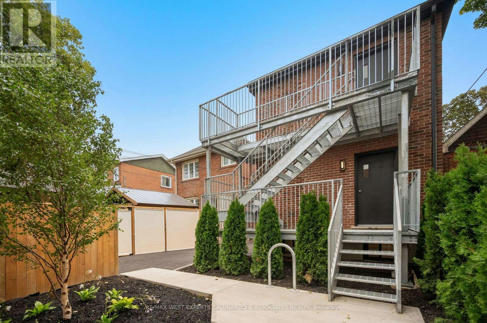 3-412 Glenholme Avenue, Toronto, ON, M6E 3E7 - 26