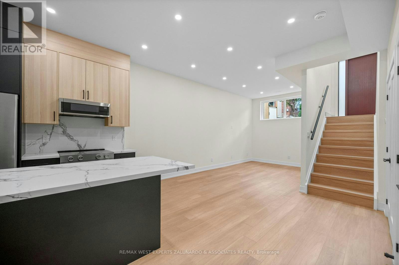 GARDEN SUITE-412 Glenholme Avenue, Toronto, ON, M6E 3E7 - 6