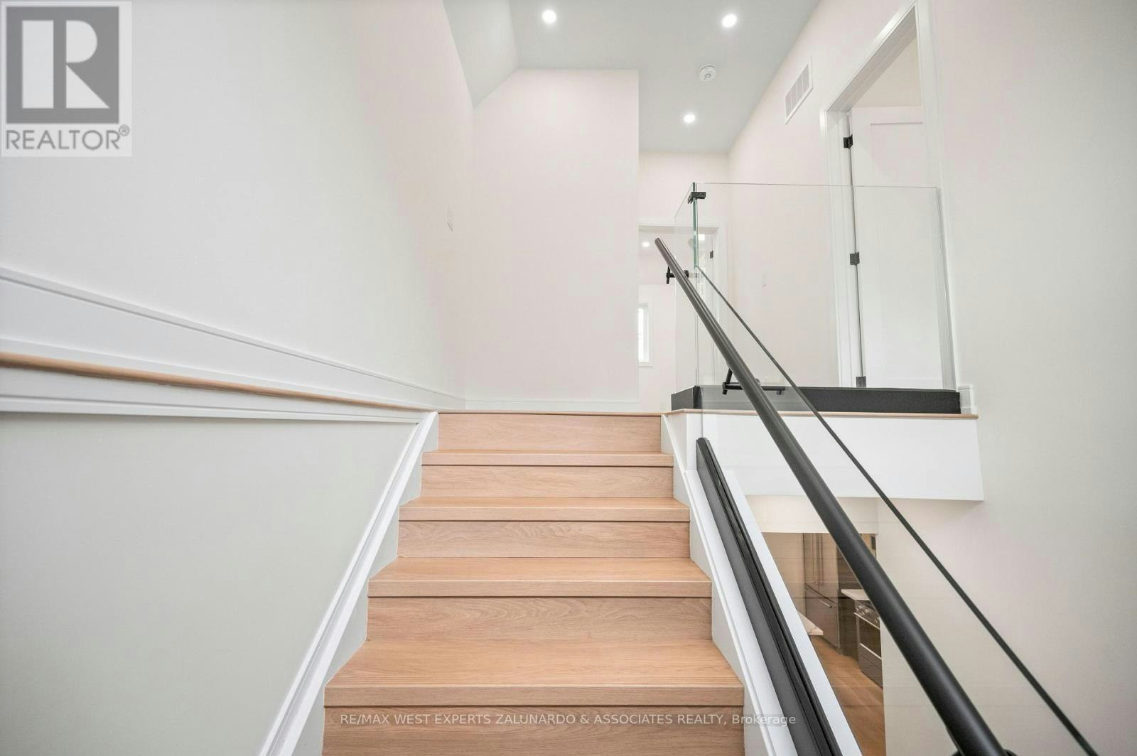GARDEN SUITE-412 Glenholme Avenue, Toronto, ON, M6E 3E7 - 17