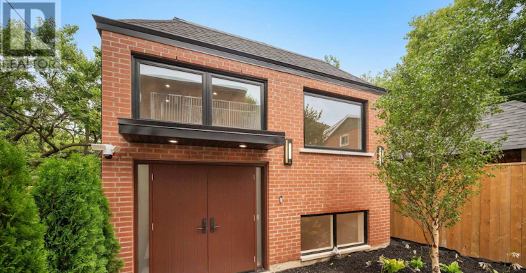GARDEN SUITE-412 Glenholme Avenue, Toronto, ON, M6E 3E7 - 3