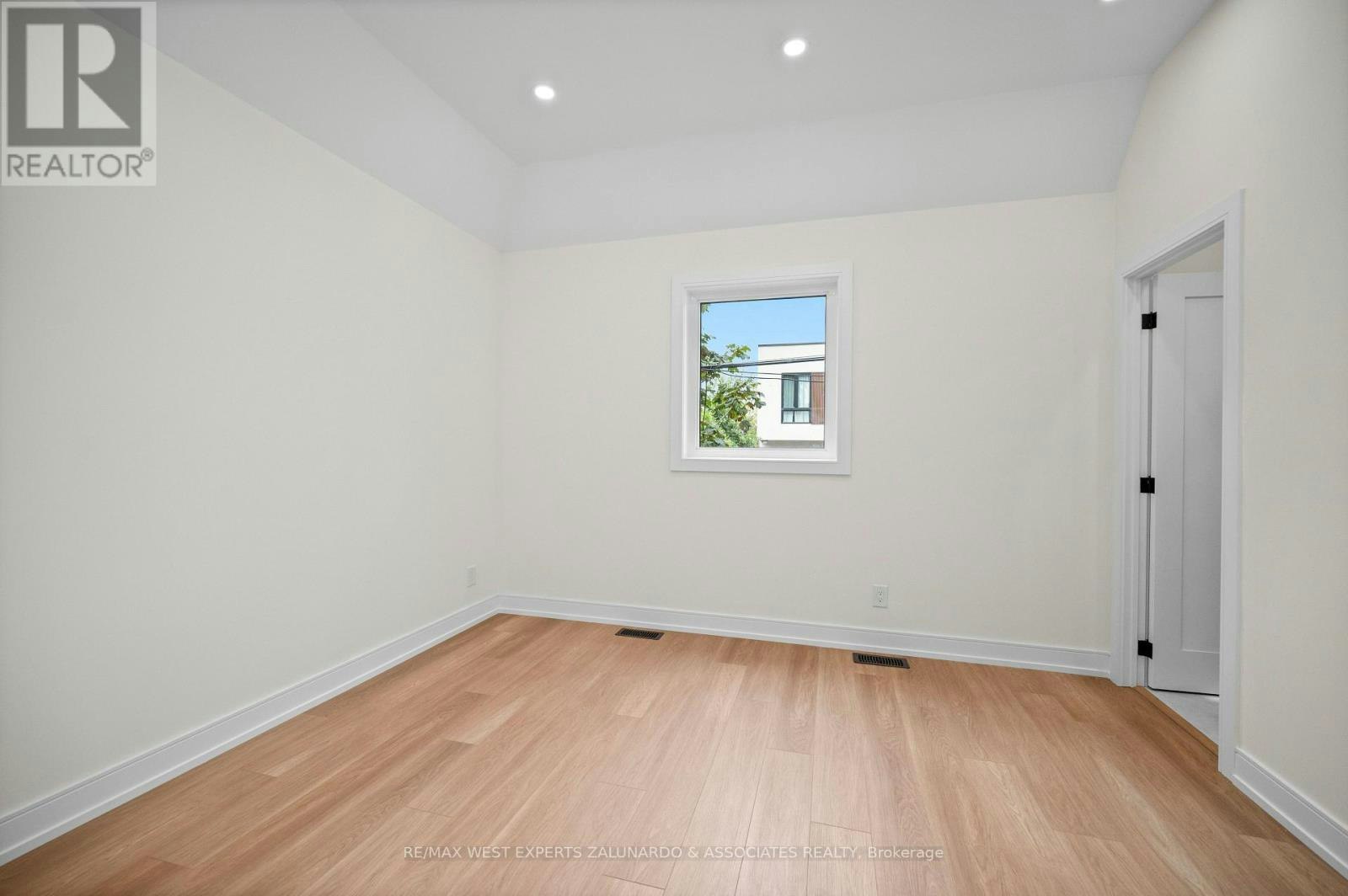 GARDEN SUITE-412 Glenholme Avenue, Toronto, ON, M6E 3E7 - 25