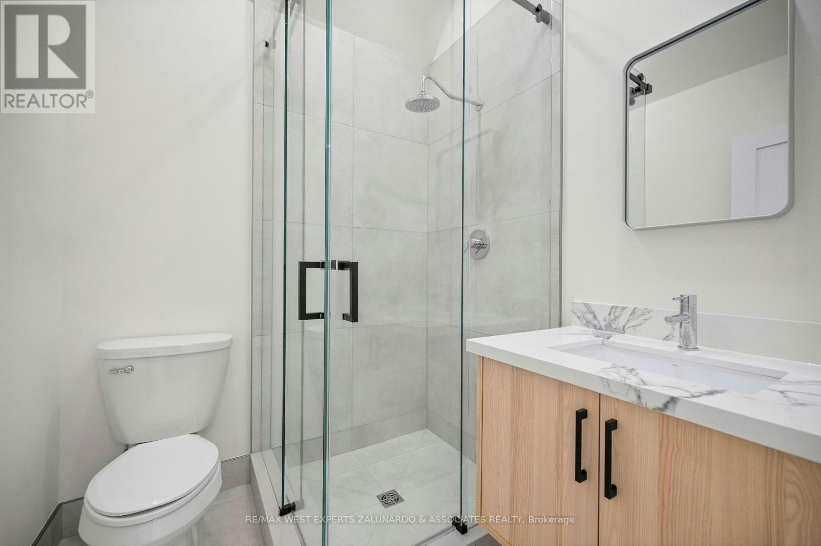 GARDEN SUITE-412 Glenholme Avenue, Toronto, ON, M6E 3E7 - 29