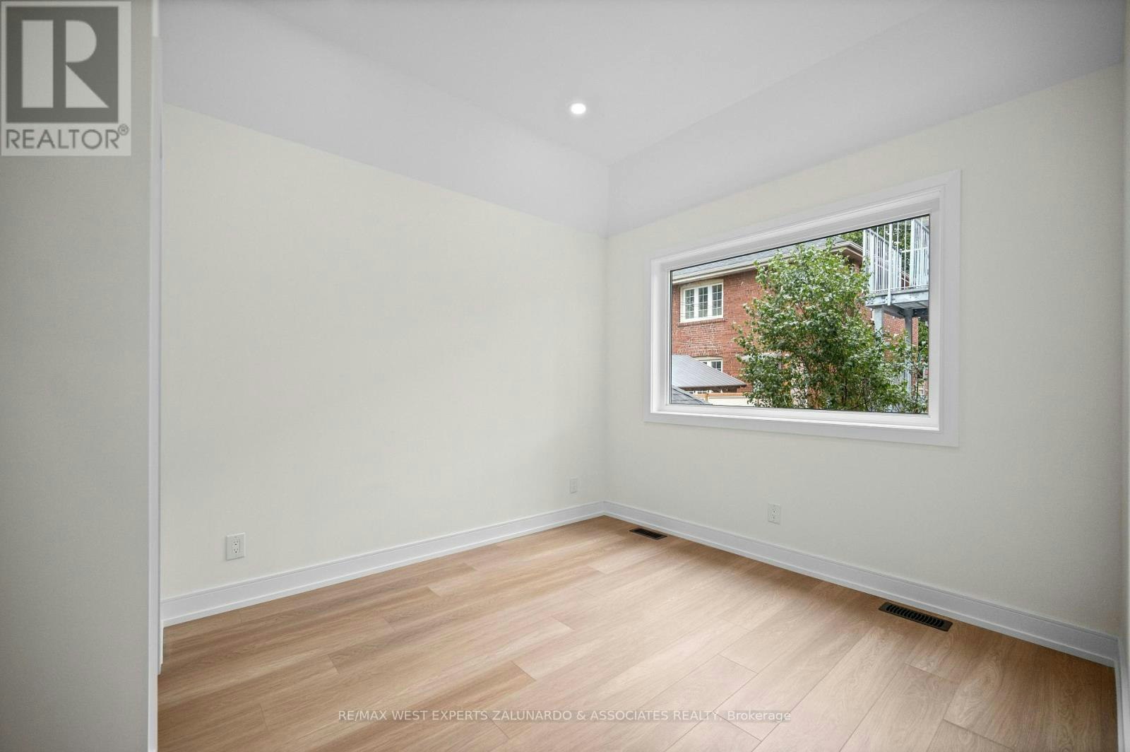 GARDEN SUITE-412 Glenholme Avenue, Toronto, ON, M6E 3E7 - 18