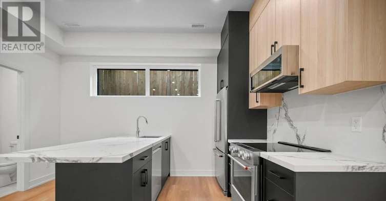 GARDEN SUITE-412 Glenholme Avenue, Toronto, ON, M6E 3E7 - 10