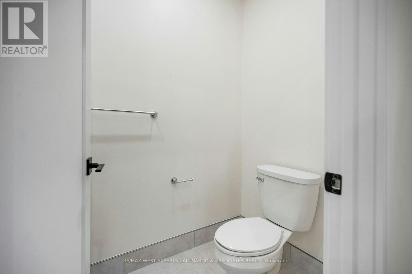 GARDEN SUITE-412 Glenholme Avenue, Toronto, ON, M6E 3E7 - 14