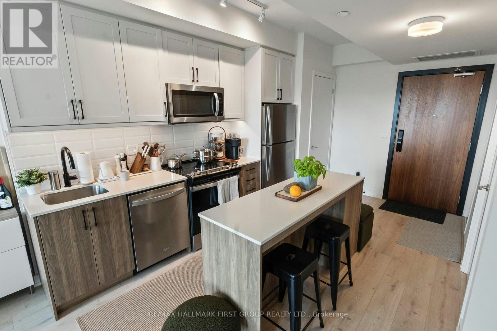 427-201 Brock Street S, Whitby, ON, L1N 4K2 - 32