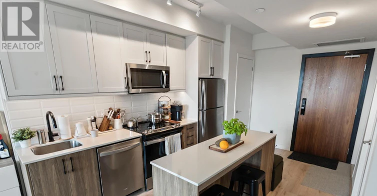 427-201 Brock Street S, Whitby, ON, L1N 4K2 - 32