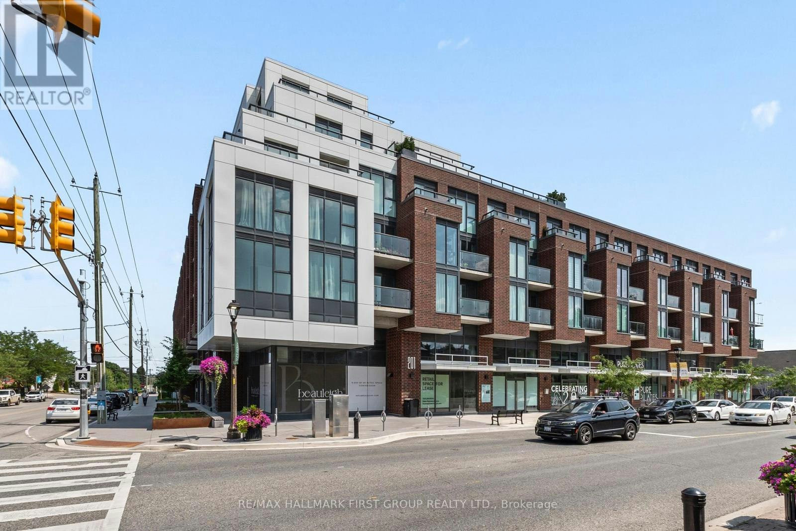 427-201 Brock Street S, Whitby, ON, L1N 4K2