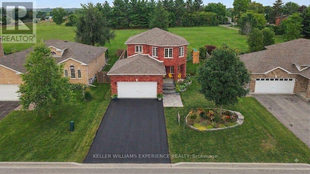 30 Nash Avenue, Springwater, ON, L0L 1P0