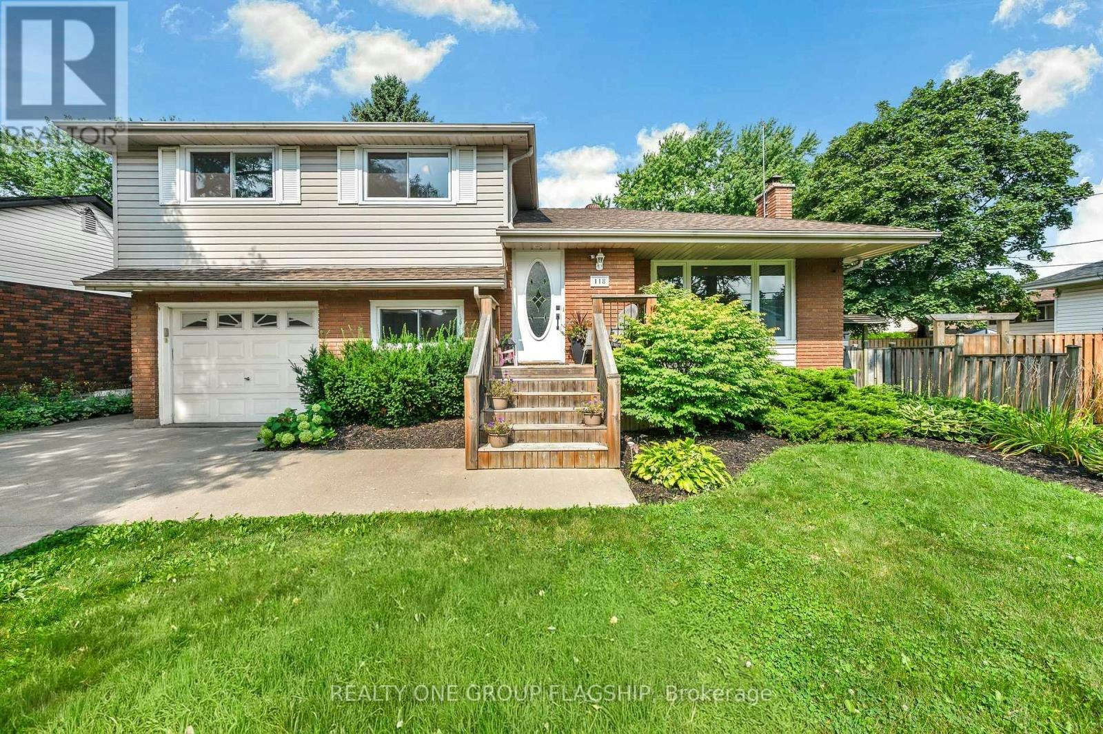 118 Princeton Drive, Hamilton, ON, L8T 4B7