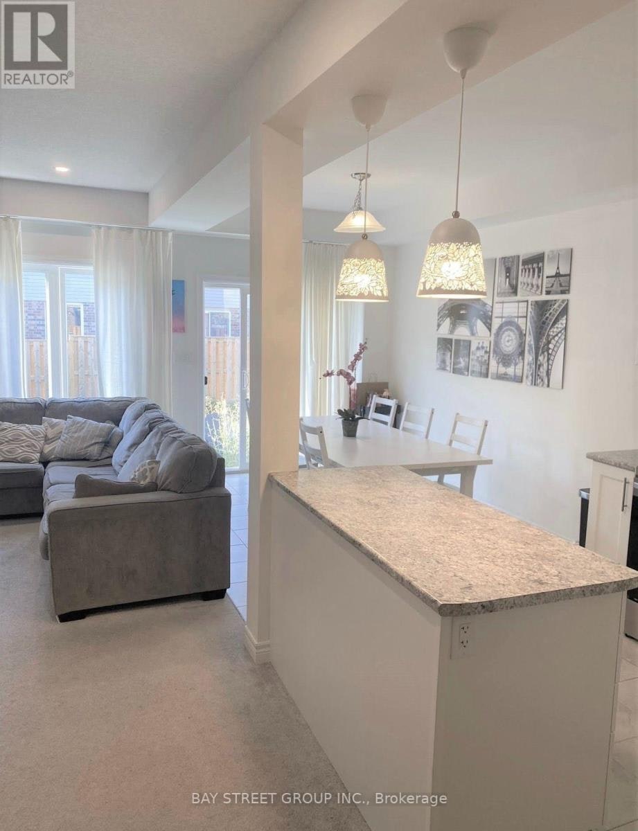 61 Beasley Grove, Hamilton, ON, L9K 0J7 - 4