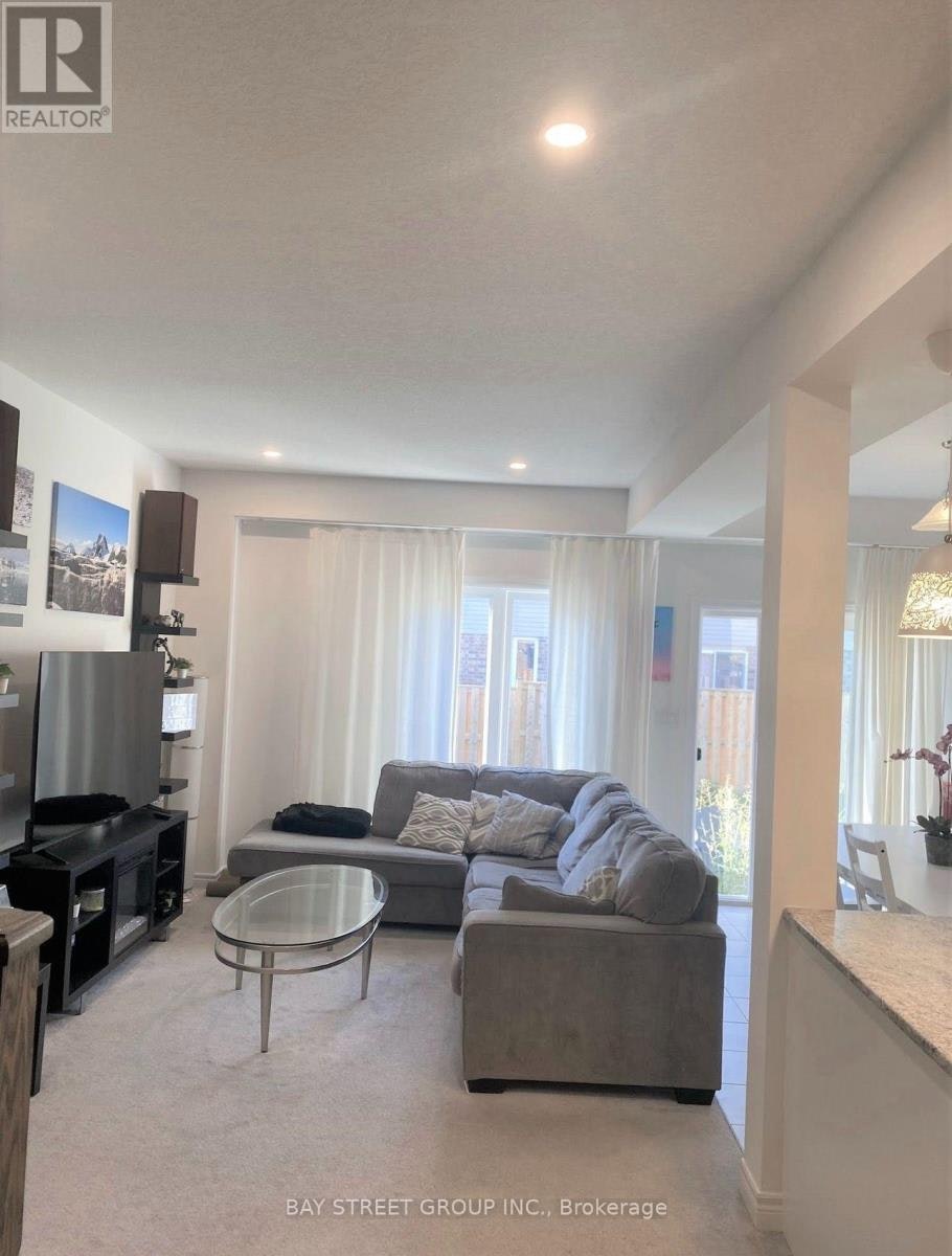 61 Beasley Grove, Hamilton, ON, L9K 0J7 - 2