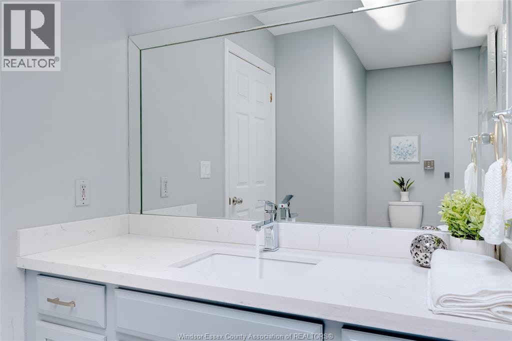 824 Lake Trail, Windsor, ON, N9G 2M8 - 27