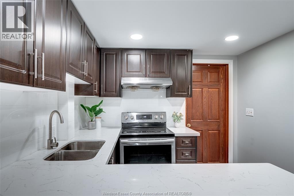 824 Lake Trail, Windsor, ON, N9G 2M8 - 36