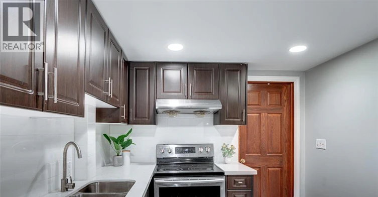 824 Lake Trail, Windsor, ON, N9G 2M8 - 36