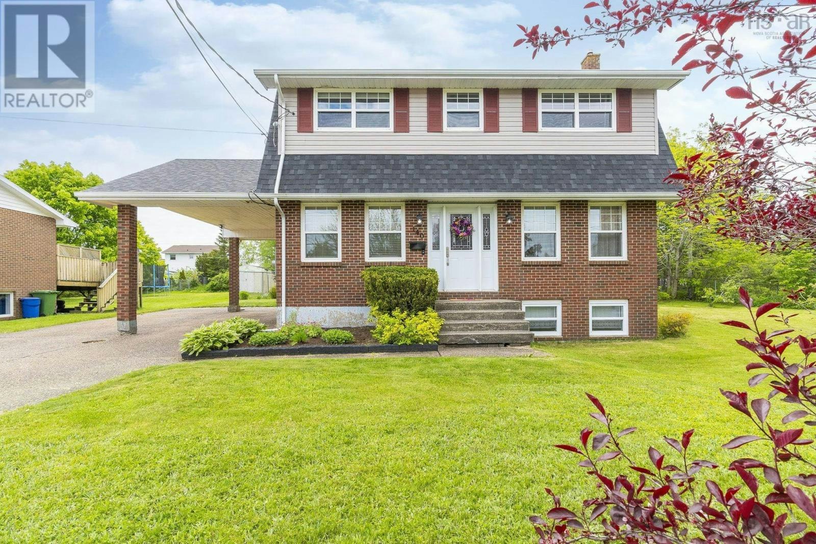 140 Flagstone Drive, Dartmouth, NS, B2V 1Z8