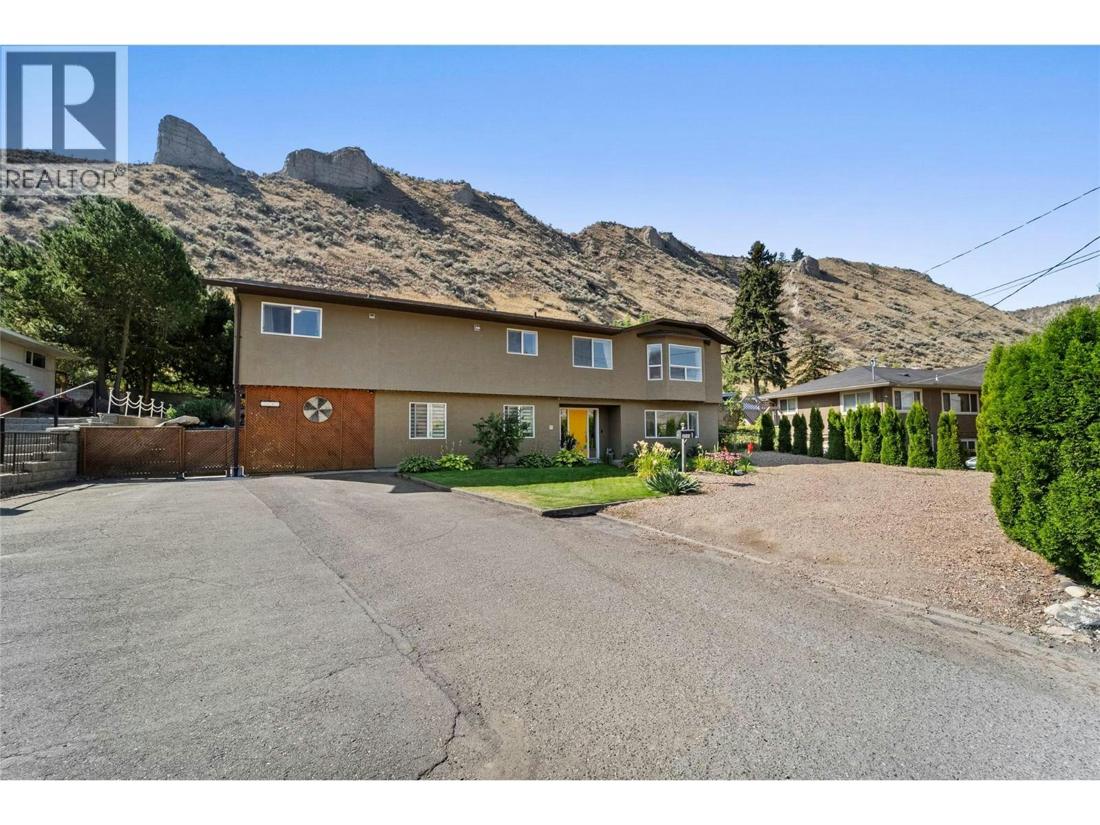 2045 Valleyview Drive, Kamloops, BC, V2C 4C3