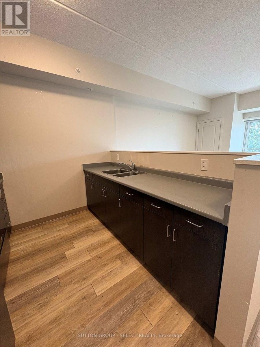 608-99 Pond Mills Road, London, ON, N5Z 3X3 - 6