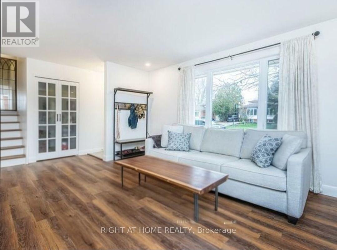 UPPER-90 Chapple Hill Road S, London, ON, N6G 2H3 - 2