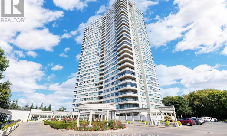 803-1480 Riverside Drive