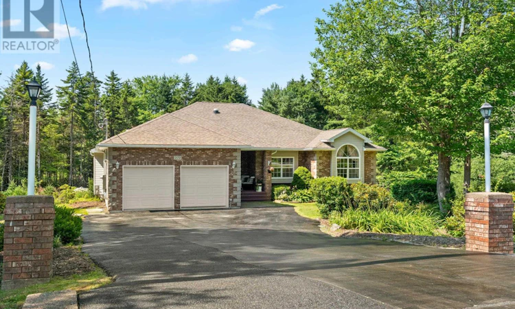 202 Glen Arbour Way