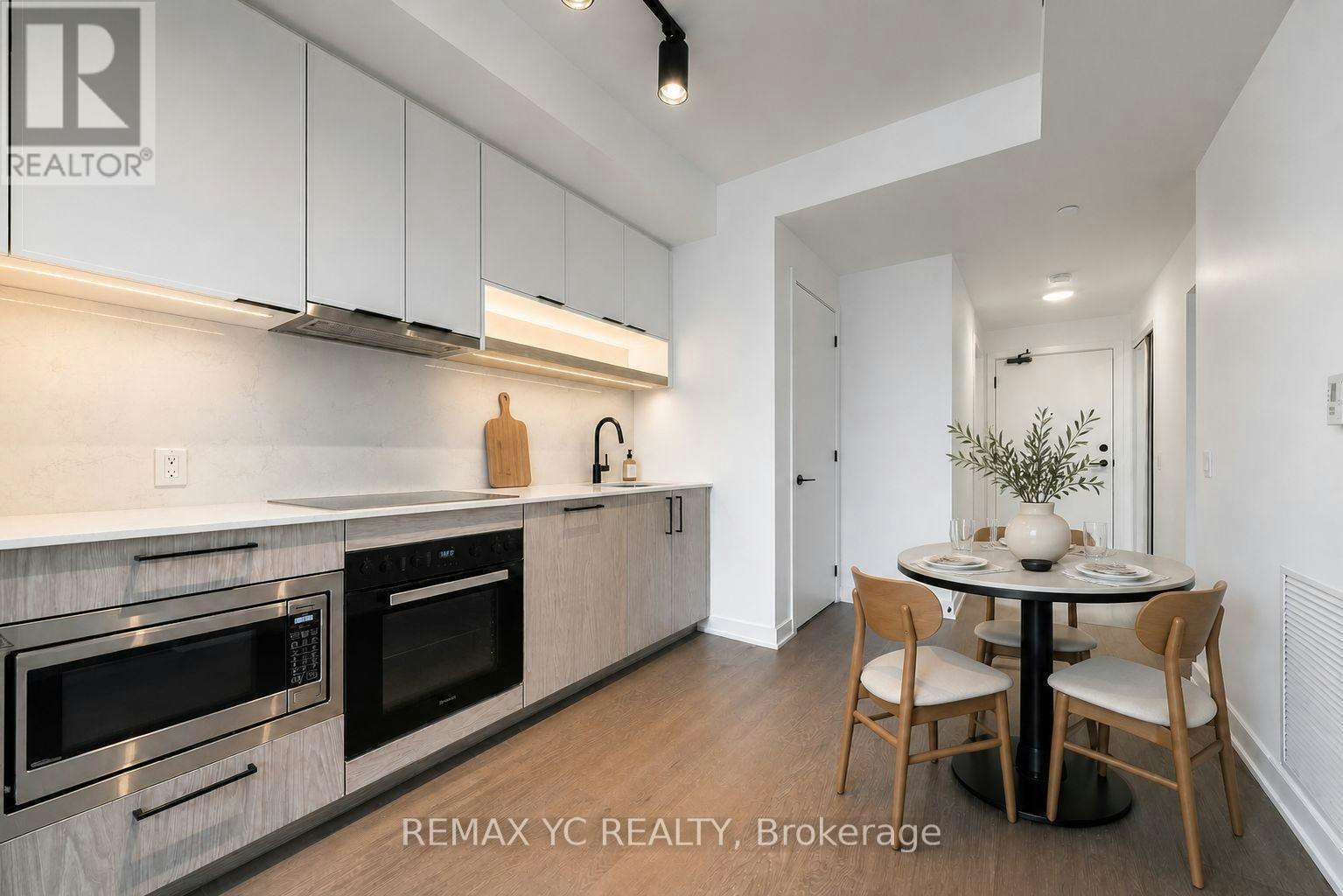 725-91 Montclair Avenue, Toronto, ON, M5P 0B1 - 4