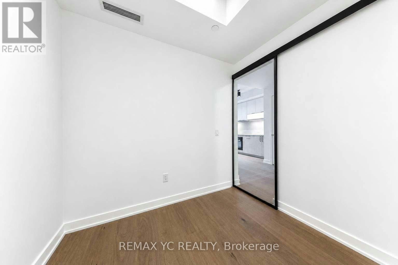 725-91 Montclair Avenue, Toronto, ON, M5P 0B1 - 14