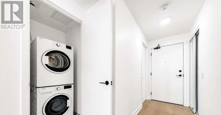 725-91 Montclair Avenue, Toronto, ON, M5P 0B1 - 17