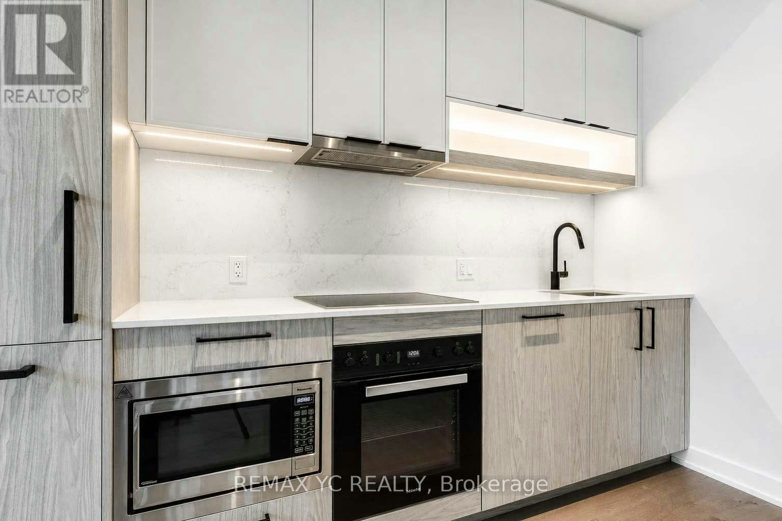 725-91 Montclair Avenue, Toronto, ON, M5P 0B1 - 6