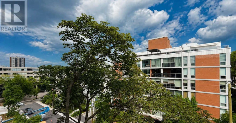 725-91 Montclair Avenue, Toronto, ON, M5P 0B1 - 18