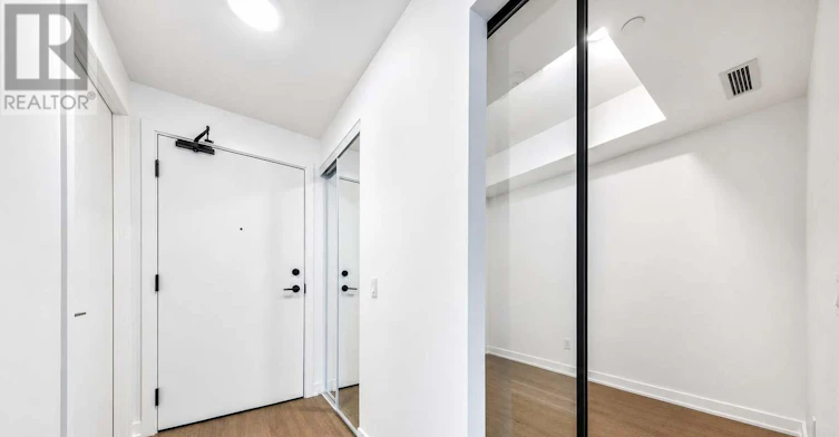 725-91 Montclair Avenue, Toronto, ON, M5P 0B1 - 12