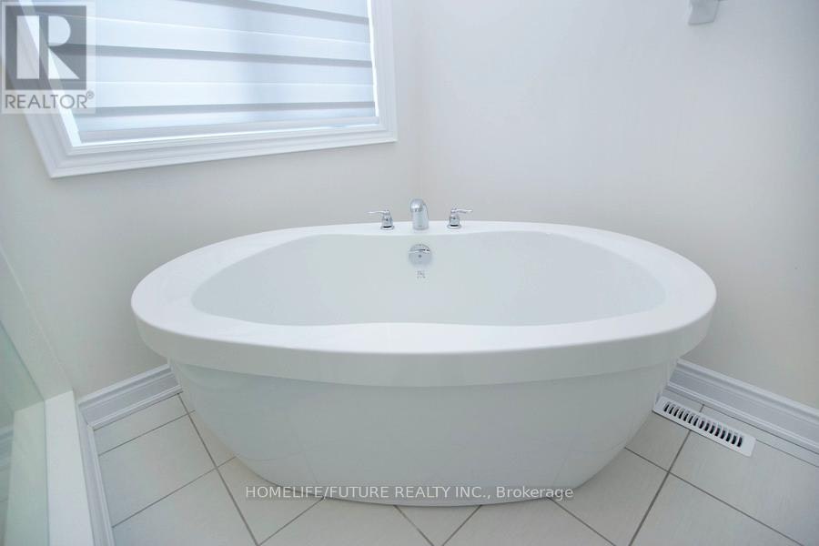 MAIN & 2ND FLOOR-1359 Klondike Drive, Oshawa, ON, L1L 0T2 - 15