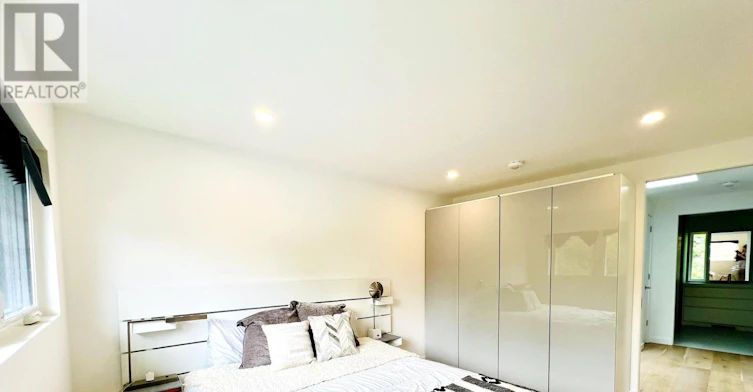 51 Castlemere Crescent, Toronto, ON, M1W 1K4 - 12
