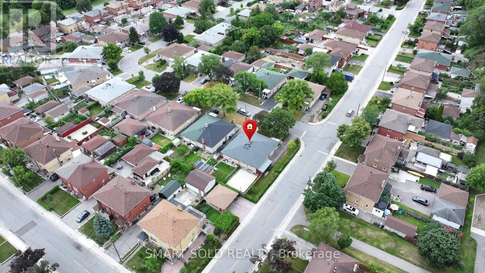1 Cameo Crescent, Toronto, ON, M6N 2K4 - 4