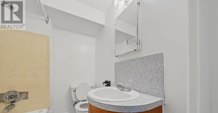1 Cameo Crescent, Toronto, ON, M6N 2K4 - 34