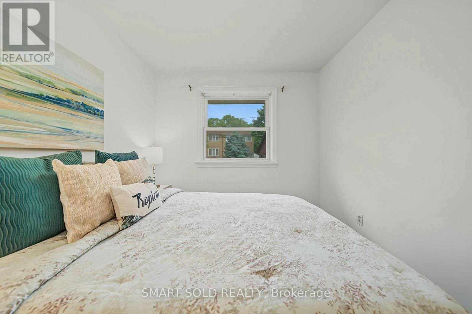 1 Cameo Crescent, Toronto, ON, M6N 2K4 - 20